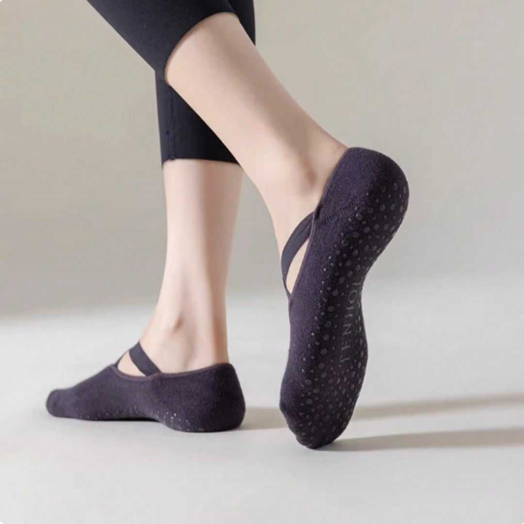 Anti-slip silicone sole yoga s - Pilates Yoga Fitness ulasan dan harga